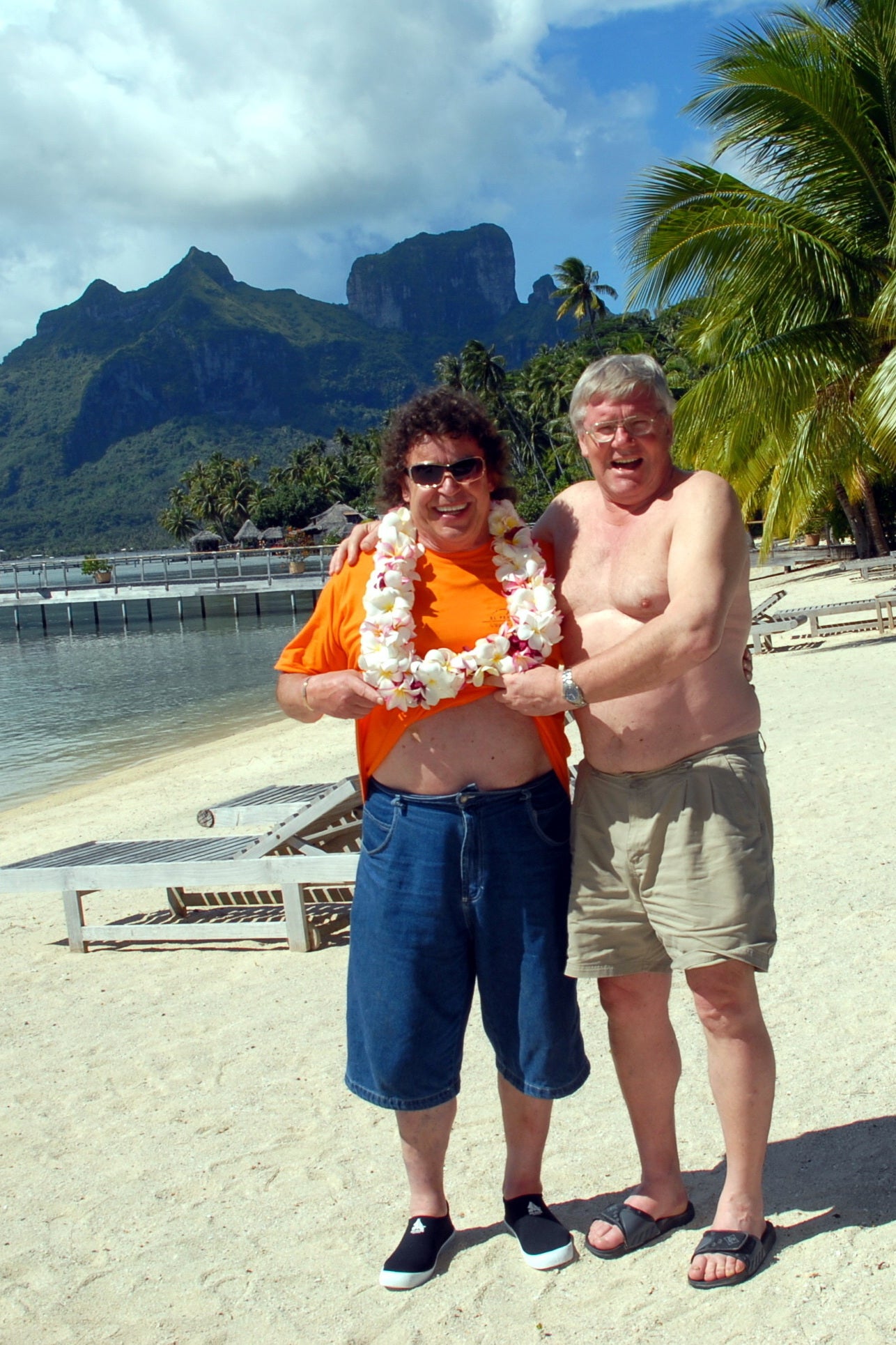 Tony Marshall und Peter  Bischoff auf Bora-Bora im Februar 2008